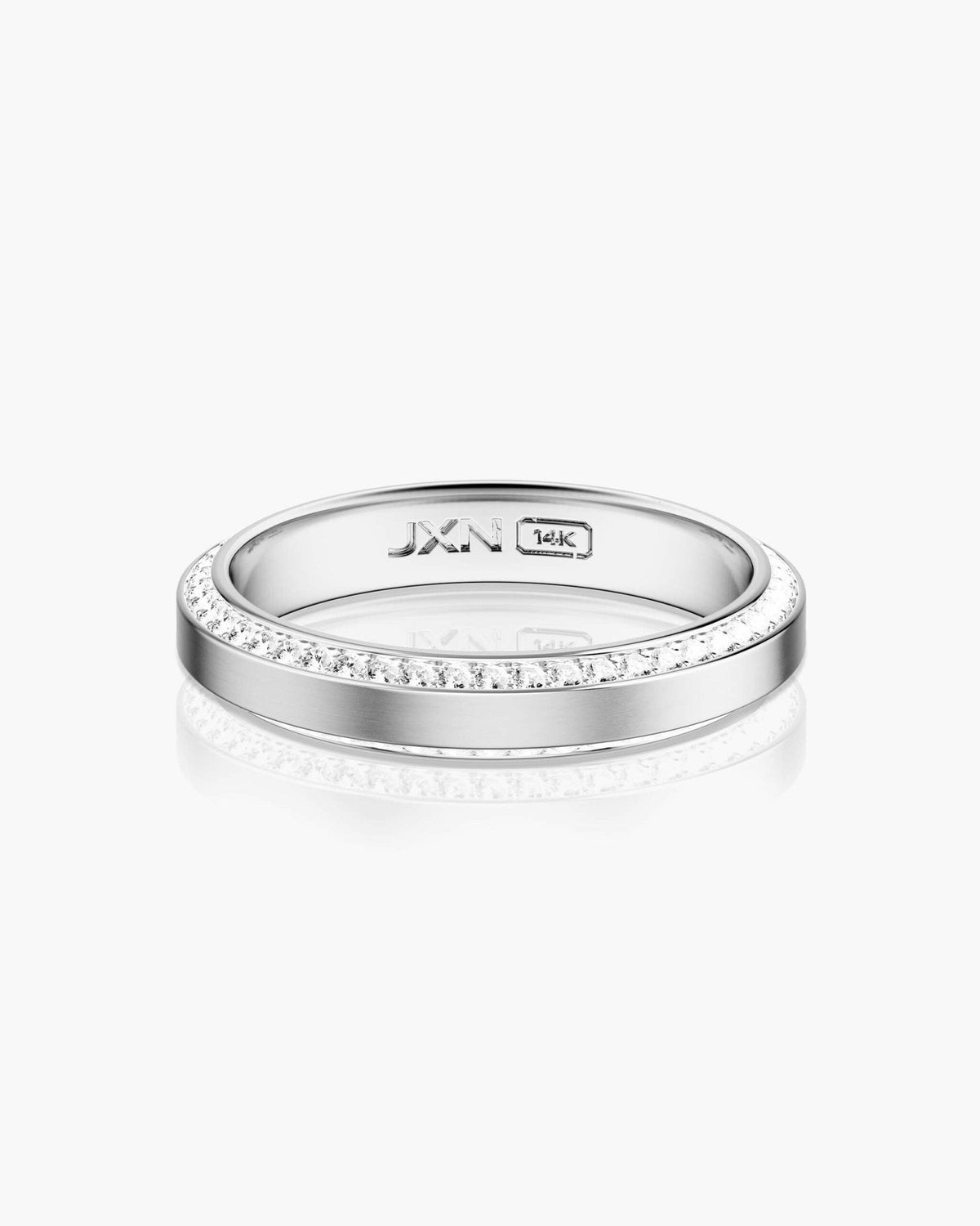 Beveled Pavé Diamond Band 4mm