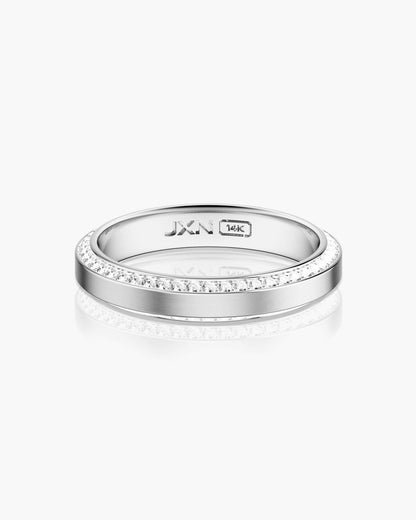 Beveled Pavé Diamond Band 4mm