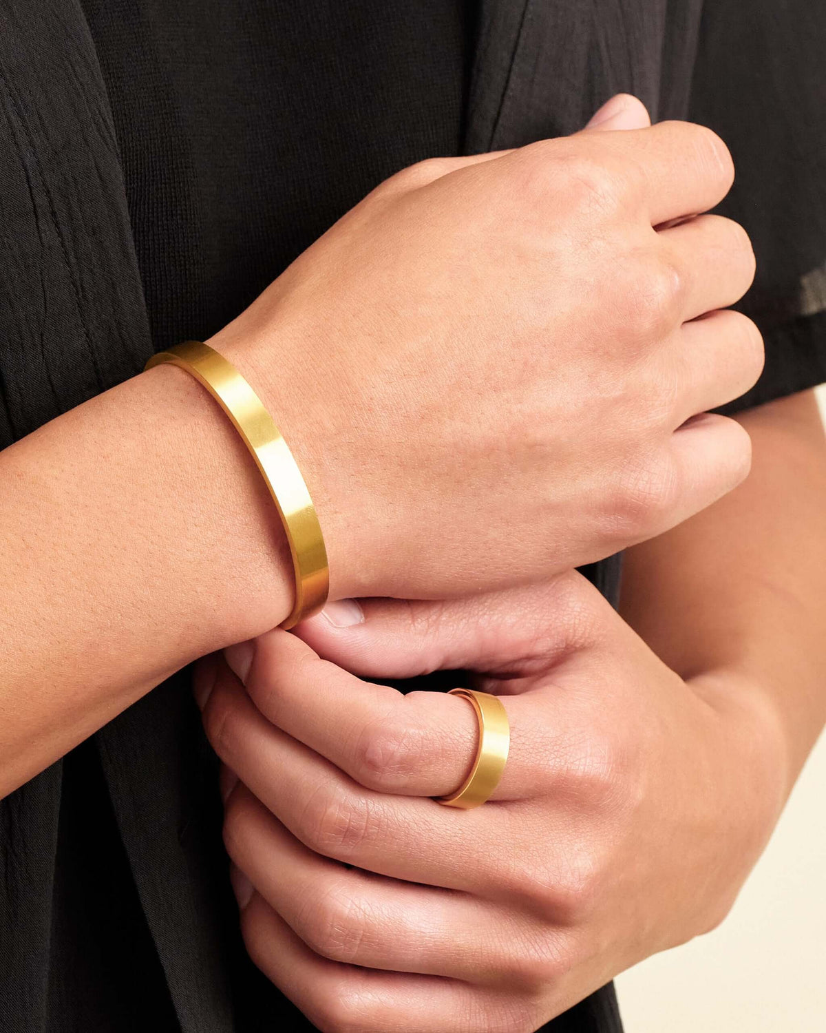 Classic Cuff Bracelet Gold