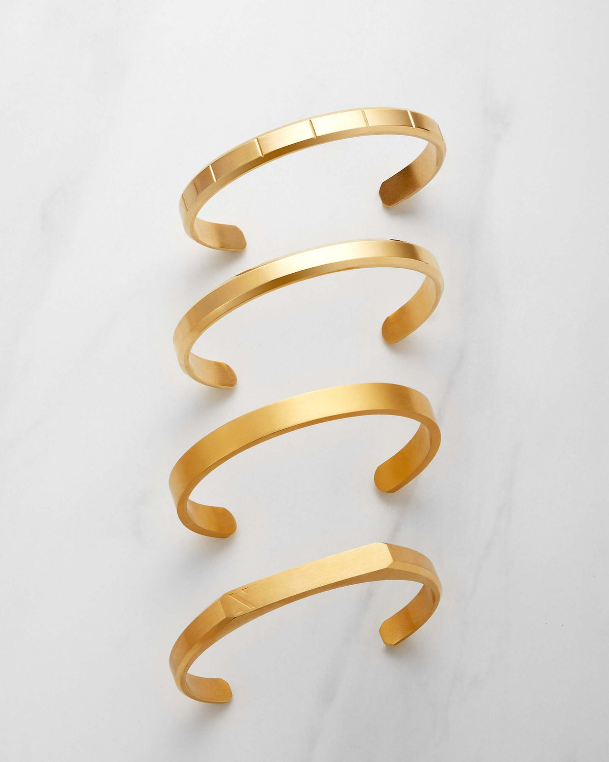 Classic Cuff Bracelet Gold