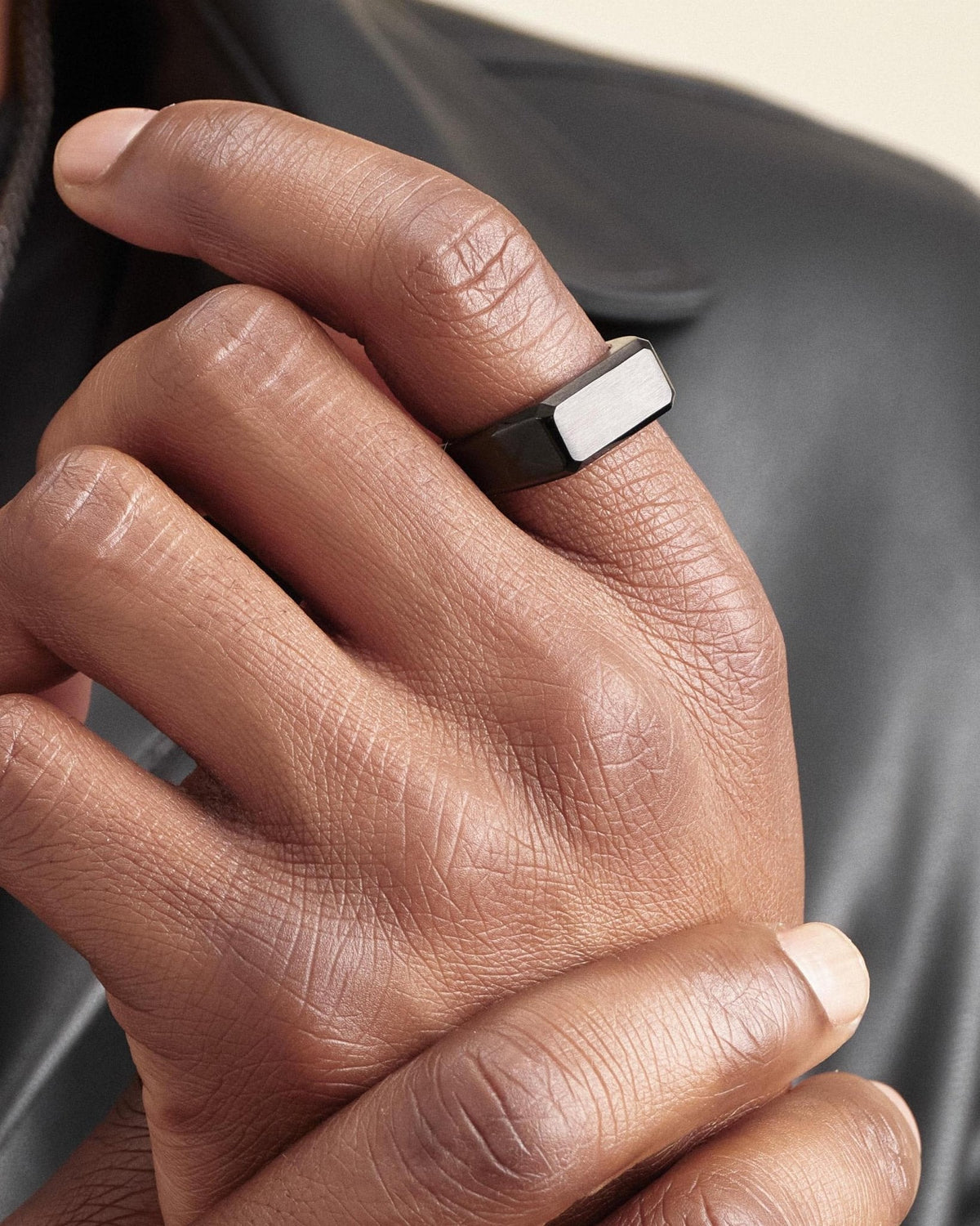 Signet Ring Black