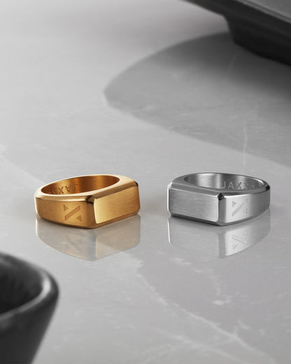Signet Ring Gold