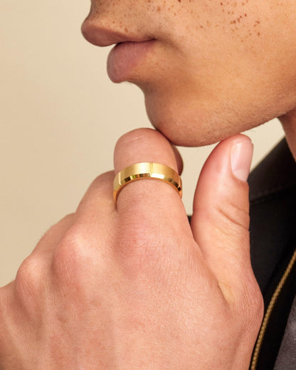 Wilshire Ring Gold