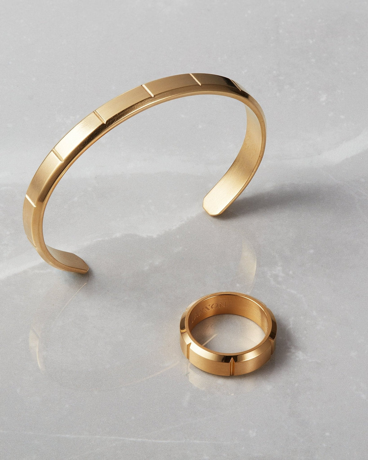 Wilshire Ring Gold