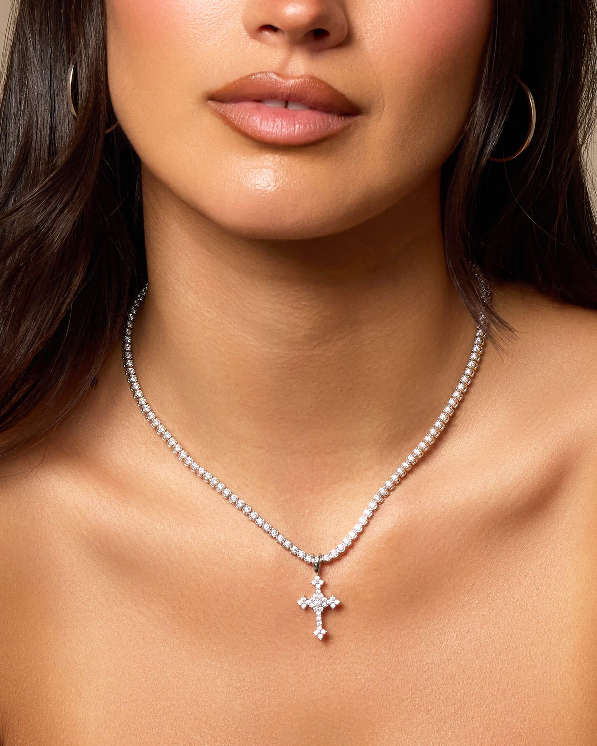 Women's Pavé Cross Pendant