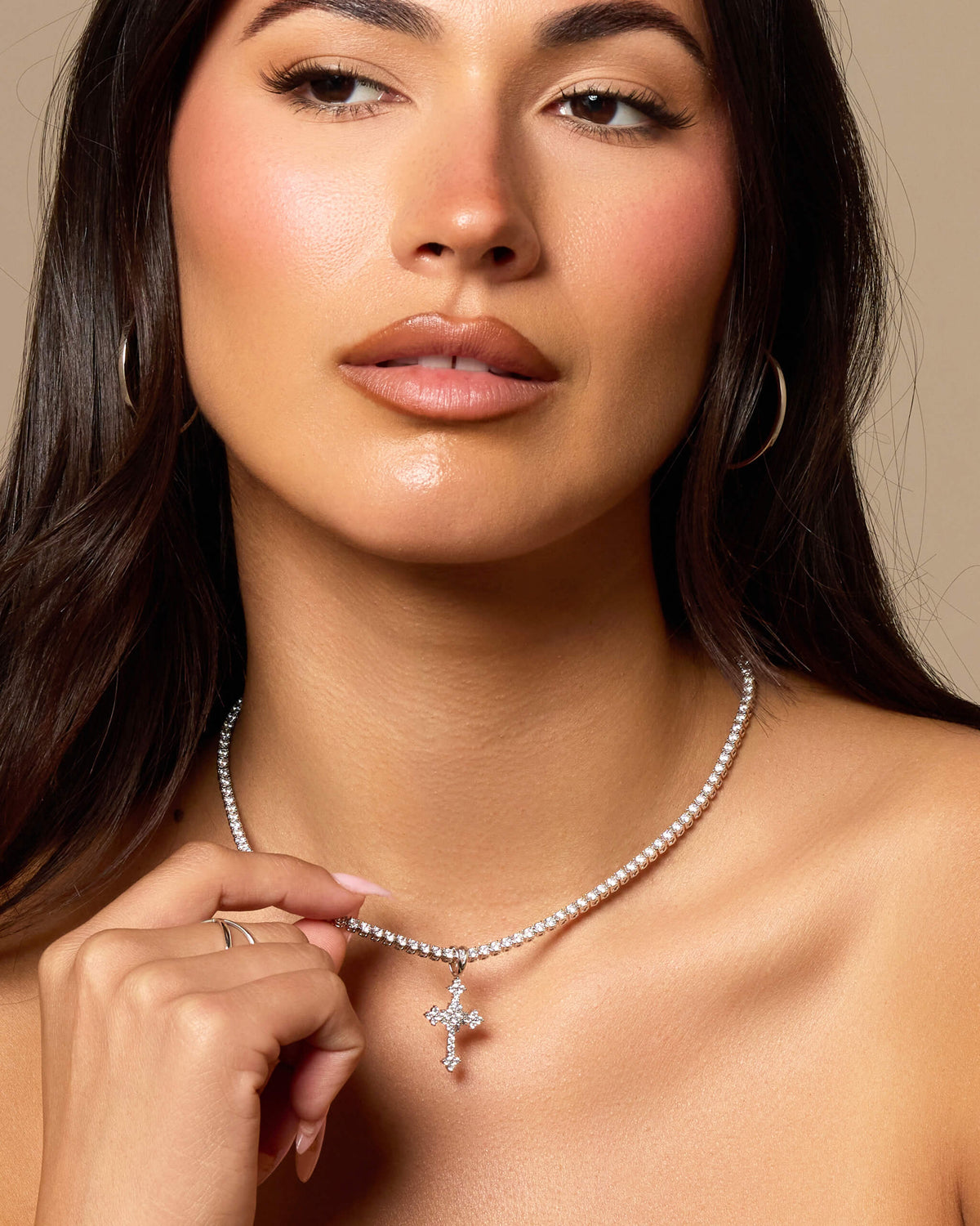 Women's Pavé Cross Pendant