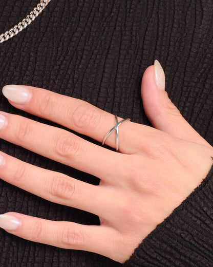 Women's Crossover Ring Silver